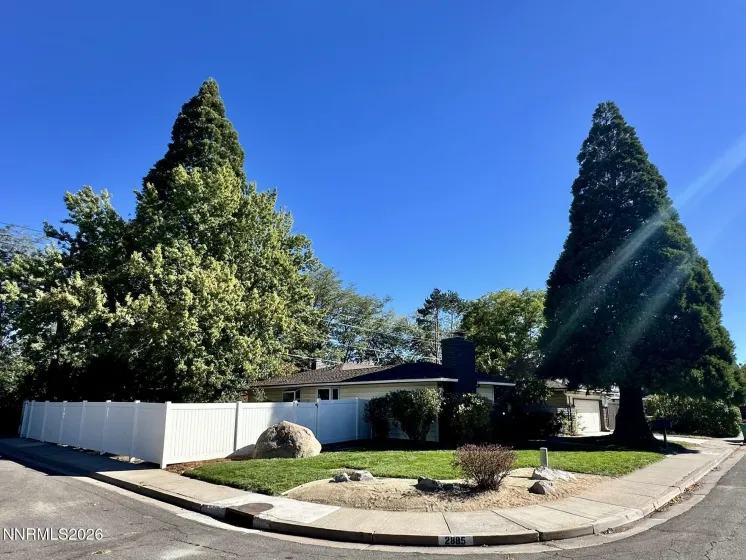 2885 Glenwood, Reno, Nevada 89509, 4 Bedrooms Bedrooms, ,3 BathroomsBathrooms,Residential,Residential,Glenwood,0,260013107
