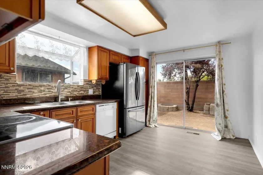 1651 Topeka, Sparks, Nevada 89434, 3 Bedrooms Bedrooms, ,2 BathroomsBathrooms,Residential,Residential,Topeka,0,260013109