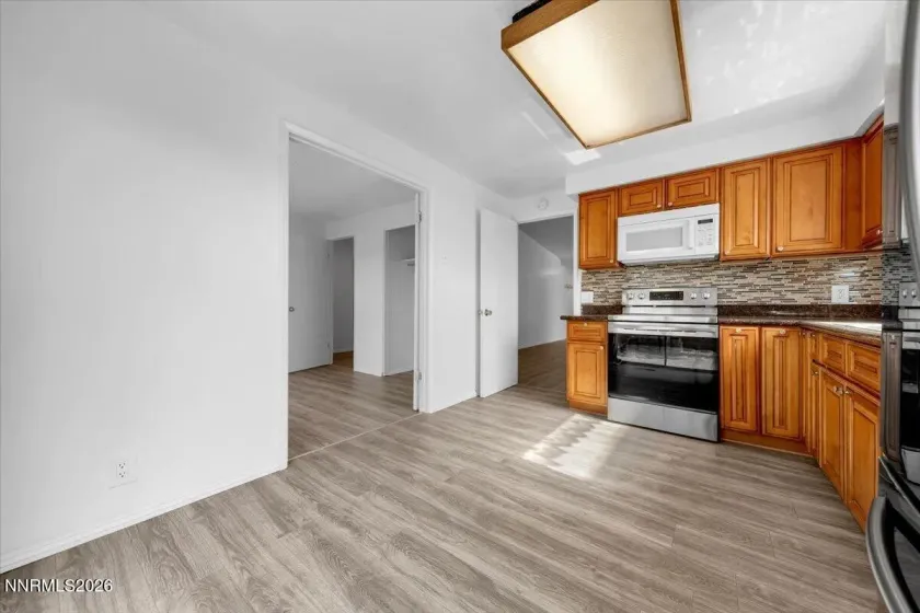 1651 Topeka, Sparks, Nevada 89434, 3 Bedrooms Bedrooms, ,2 BathroomsBathrooms,Residential,Residential,Topeka,0,260013109