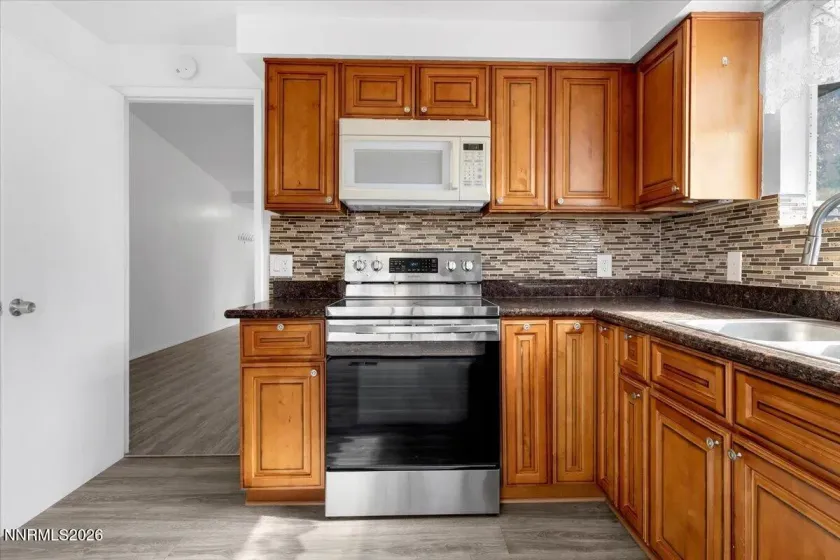 1651 Topeka, Sparks, Nevada 89434, 3 Bedrooms Bedrooms, ,2 BathroomsBathrooms,Residential,Residential,Topeka,0,260013109