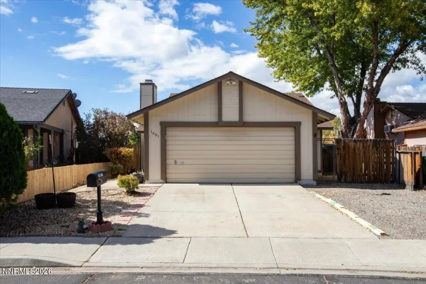 1651 Topeka, Sparks, Nevada 89434, 3 Bedrooms Bedrooms, ,2 BathroomsBathrooms,Residential,Residential,Topeka,0,260013109