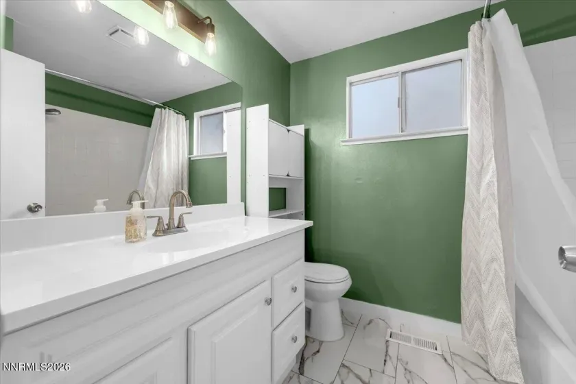 1651 Topeka, Sparks, Nevada 89434, 3 Bedrooms Bedrooms, ,2 BathroomsBathrooms,Residential,Residential,Topeka,0,260013109