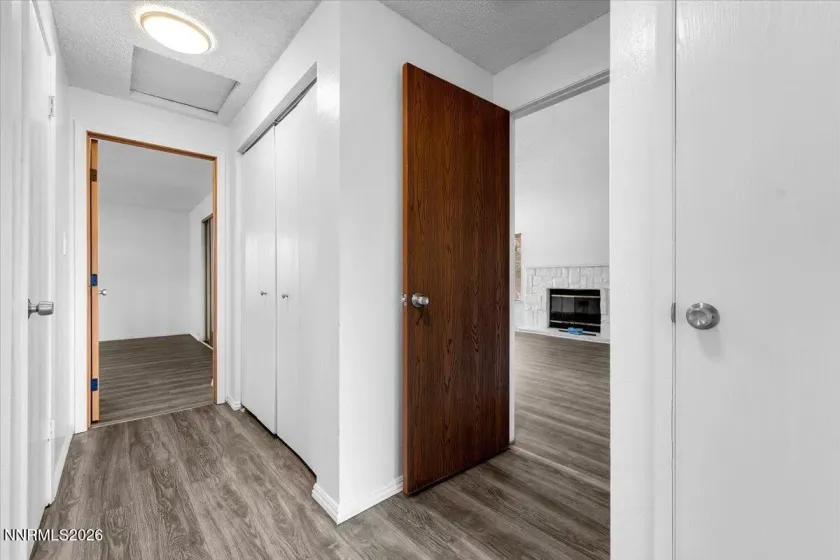 1651 Topeka, Sparks, Nevada 89434, 3 Bedrooms Bedrooms, ,2 BathroomsBathrooms,Residential,Residential,Topeka,0,260013109