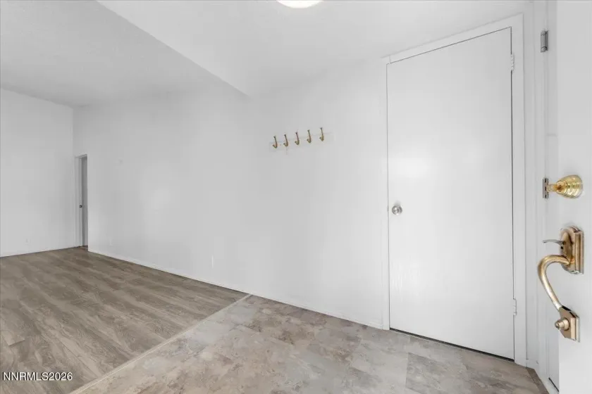 1651 Topeka, Sparks, Nevada 89434, 3 Bedrooms Bedrooms, ,2 BathroomsBathrooms,Residential,Residential,Topeka,0,260013109