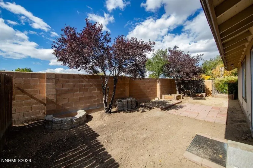 1651 Topeka, Sparks, Nevada 89434, 3 Bedrooms Bedrooms, ,2 BathroomsBathrooms,Residential,Residential,Topeka,0,260013109