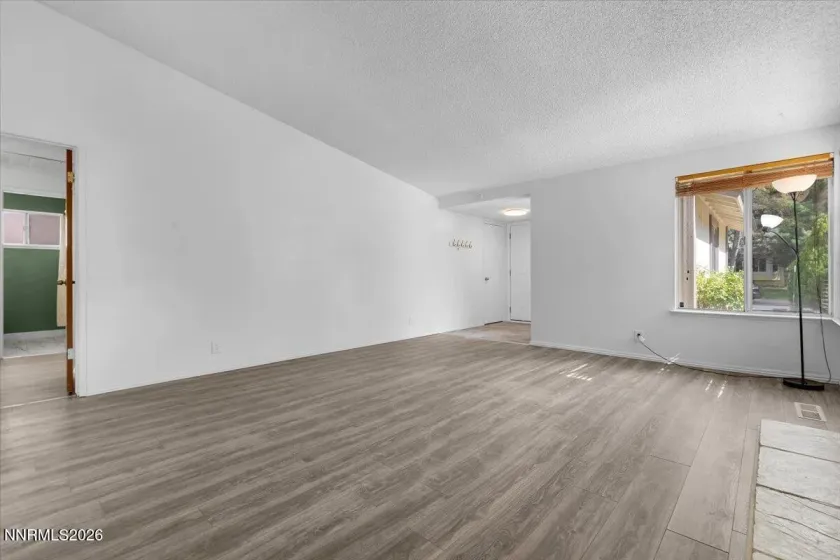 1651 Topeka, Sparks, Nevada 89434, 3 Bedrooms Bedrooms, ,2 BathroomsBathrooms,Residential,Residential,Topeka,0,260013109