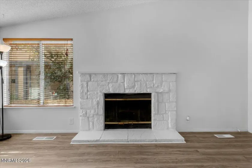 1651 Topeka, Sparks, Nevada 89434, 3 Bedrooms Bedrooms, ,2 BathroomsBathrooms,Residential,Residential,Topeka,0,260013109