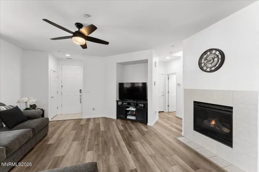 7043 Sacred, Sparks, Nevada 89436, 3 Bedrooms Bedrooms, ,3 BathroomsBathrooms,Residential,Residential,Sacred,0,260013110