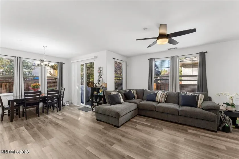 7043 Sacred, Sparks, Nevada 89436, 3 Bedrooms Bedrooms, ,3 BathroomsBathrooms,Residential,Residential,Sacred,0,260013110