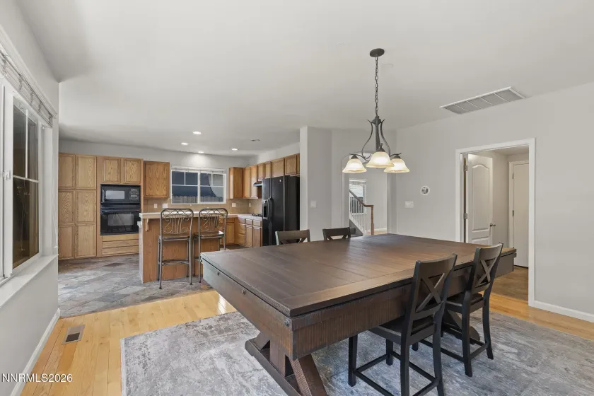 10041 Silver Star, Reno, Nevada 89521, 4 Bedrooms Bedrooms, ,3 BathroomsBathrooms,Residential,Residential,Silver Star,0,260013111