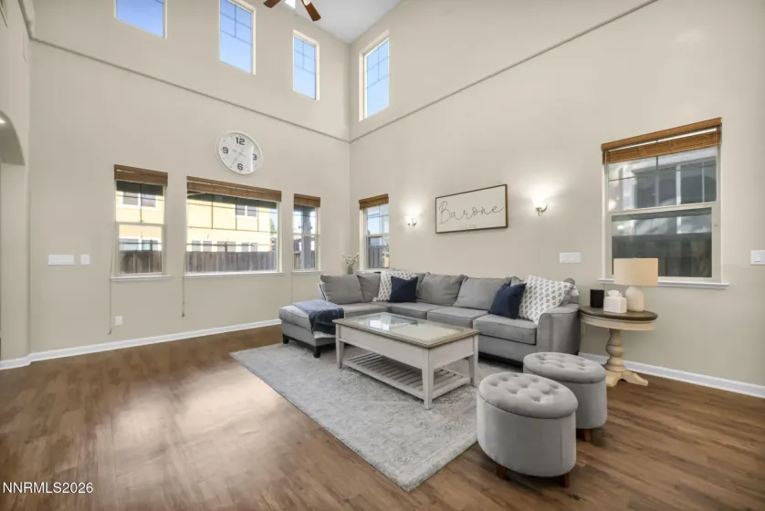 7239 Foxwood, Sparks, Nevada 89436, 3 Bedrooms Bedrooms, ,3 BathroomsBathrooms,Residential,Residential,Foxwood,0,260013117