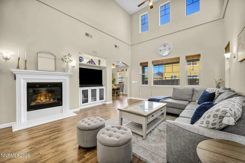 7239 Foxwood, Sparks, Nevada 89436, 3 Bedrooms Bedrooms, ,3 BathroomsBathrooms,Residential,Residential,Foxwood,0,260013117