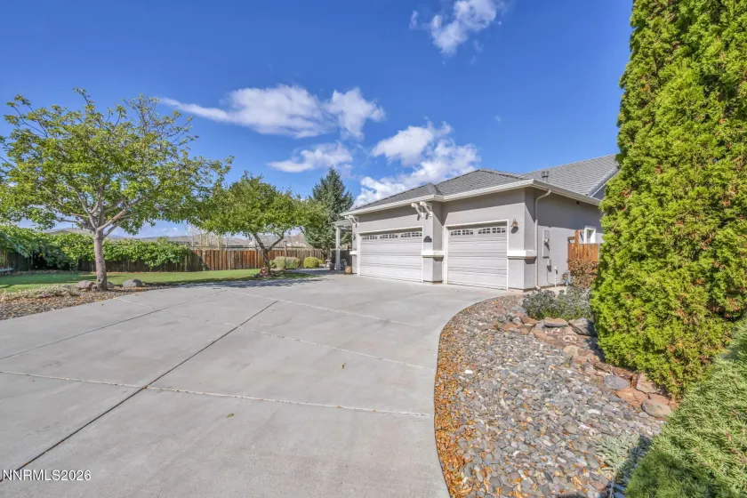 7495 Ash Peak, Sparks, Nevada 89436, 3 Bedrooms Bedrooms, ,2 BathroomsBathrooms,Residential,Residential,Ash Peak,0,260009469