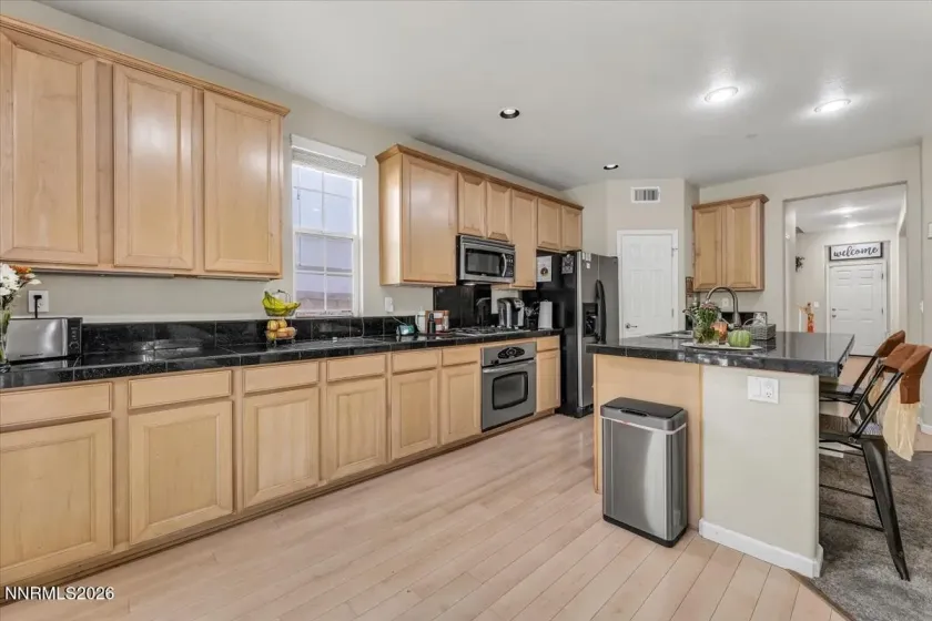 6986 Sacred, Sparks, Nevada 89436, 4 Bedrooms Bedrooms, ,3 BathroomsBathrooms,Residential,Residential,Sacred,0,260013122
