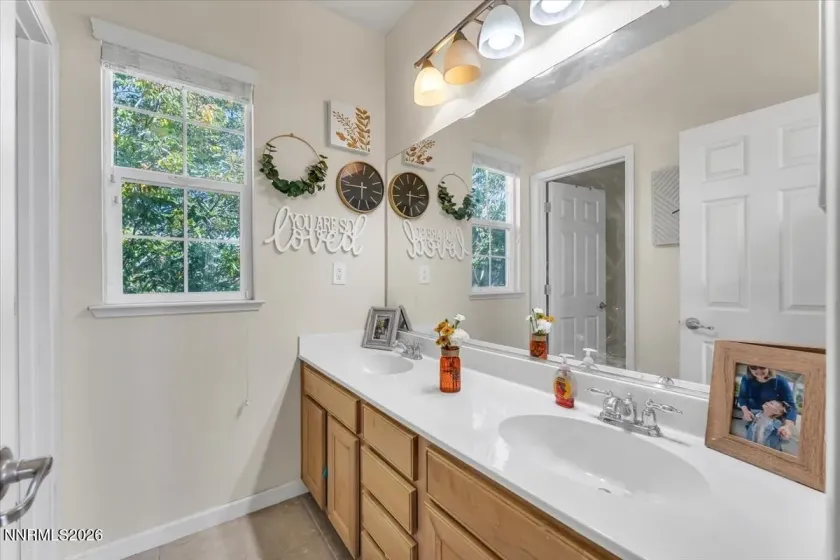 6986 Sacred, Sparks, Nevada 89436, 4 Bedrooms Bedrooms, ,3 BathroomsBathrooms,Residential,Residential,Sacred,0,260013122