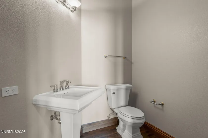 220 Sheridan Creek, Gardnerville, Nevada 89460, 5 Bedrooms Bedrooms, ,4 BathroomsBathrooms,Residential,Residential,Sheridan Creek,0,260013121