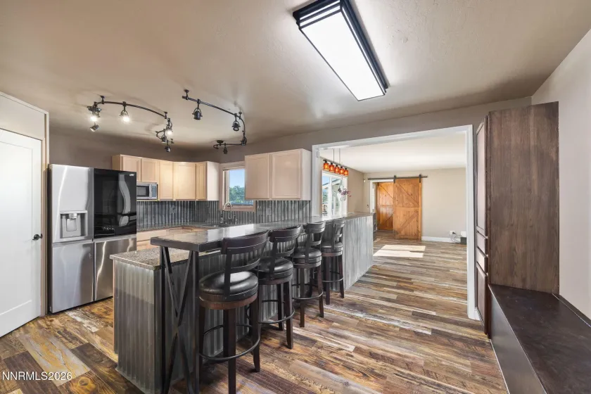2995 White Pine, Washoe Valley, Nevada 89704, 5 Bedrooms Bedrooms, ,3 BathroomsBathrooms,Residential,Residential,White Pine,0,260013124