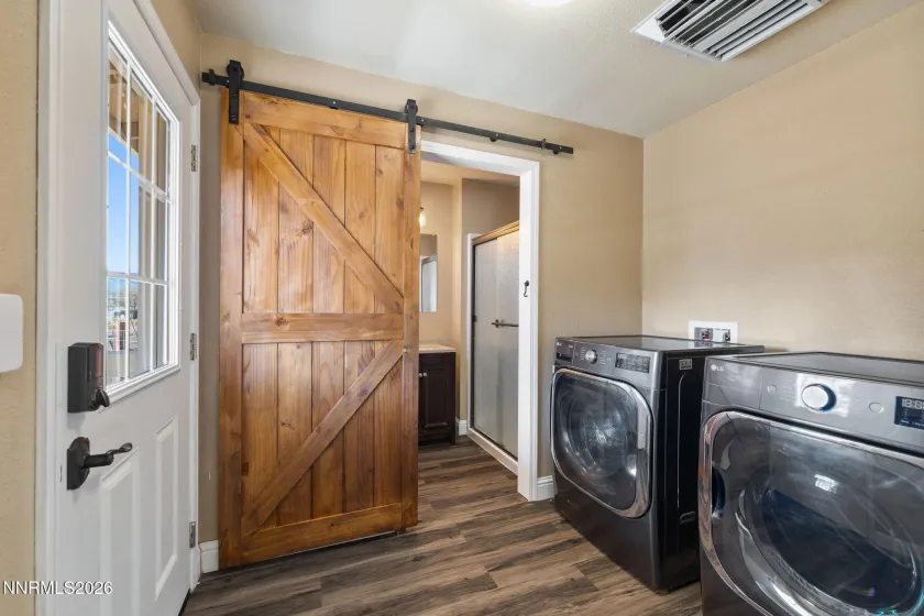 2995 White Pine, Washoe Valley, Nevada 89704, 5 Bedrooms Bedrooms, ,3 BathroomsBathrooms,Residential,Residential,White Pine,0,260013124