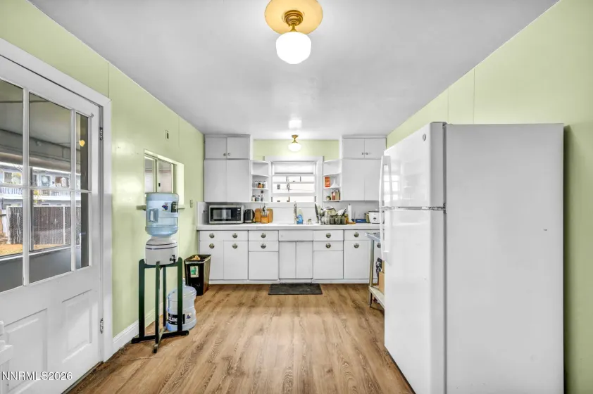 214 Robinson, Carson City, Nevada 89703, 4 Bedrooms Bedrooms, ,2 BathroomsBathrooms,Residential,Residential,Robinson,0,260013129