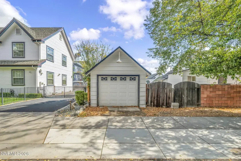 214 Robinson, Carson City, Nevada 89703, 4 Bedrooms Bedrooms, ,2 BathroomsBathrooms,Residential,Residential,Robinson,0,260013129