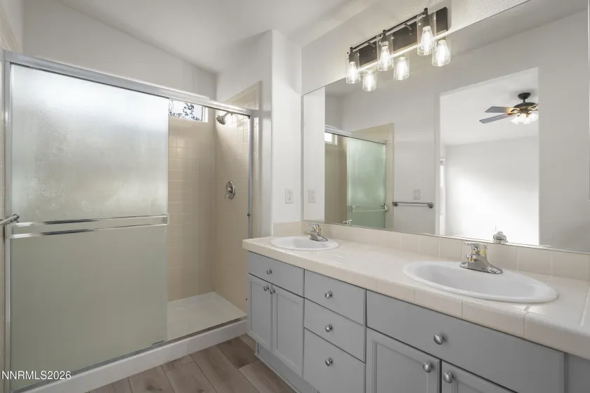 288 Ave De La D'Emerald, Sparks, Nevada 89434, 3 Bedrooms Bedrooms, ,2 BathroomsBathrooms,Residential,Residential,Ave De La D'Emerald,0,260013131