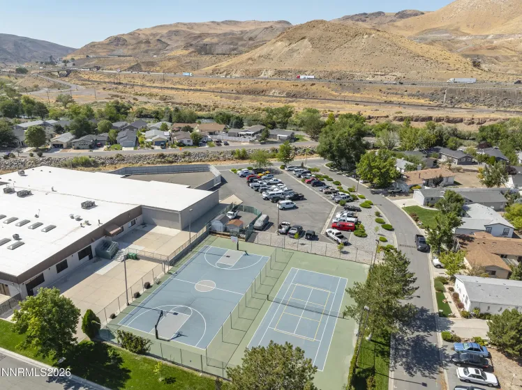 288 Ave De La D'Emerald, Sparks, Nevada 89434, 3 Bedrooms Bedrooms, ,2 BathroomsBathrooms,Residential,Residential,Ave De La D'Emerald,0,260013131