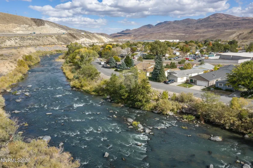 288 Ave De La D'Emerald, Sparks, Nevada 89434, 3 Bedrooms Bedrooms, ,2 BathroomsBathrooms,Residential,Residential,Ave De La D'Emerald,0,260013131