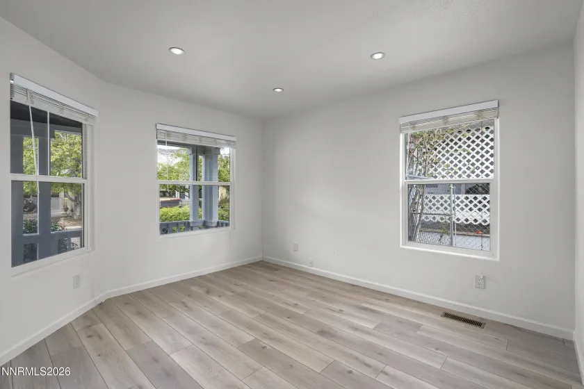 288 Ave De La D'Emerald, Sparks, Nevada 89434, 3 Bedrooms Bedrooms, ,2 BathroomsBathrooms,Residential,Residential,Ave De La D'Emerald,0,260013131