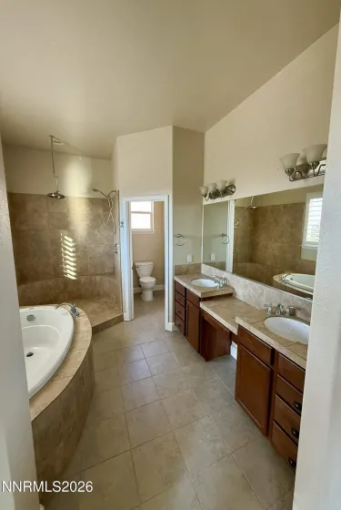 1633 Cloud Peak, Sparks, Nevada 89436, 3 Bedrooms Bedrooms, ,3 BathroomsBathrooms,Residential,Residential,Cloud Peak,0,260013132