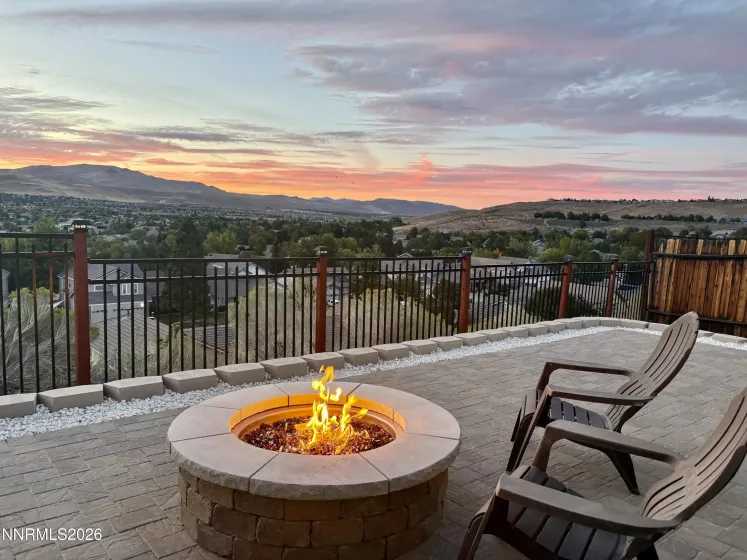 1633 Cloud Peak, Sparks, Nevada 89436, 3 Bedrooms Bedrooms, ,3 BathroomsBathrooms,Residential,Residential,Cloud Peak,0,260013132