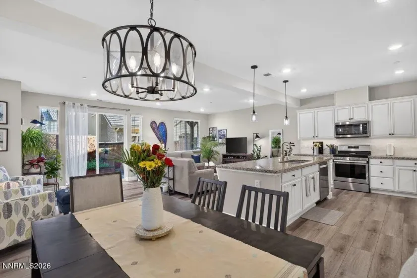 1915 Sea Horse, Reno, Nevada 89521, 3 Bedrooms Bedrooms, ,3 BathroomsBathrooms,Residential,Residential,Sea Horse,0,260013135