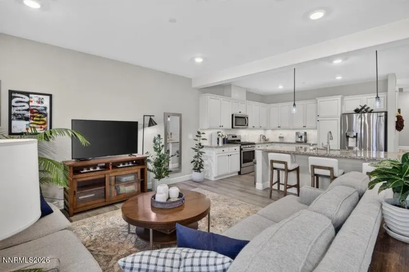 1915 Sea Horse, Reno, Nevada 89521, 3 Bedrooms Bedrooms, ,3 BathroomsBathrooms,Residential,Residential,Sea Horse,0,260013135