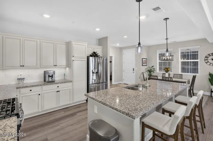 1915 Sea Horse, Reno, Nevada 89521, 3 Bedrooms Bedrooms, ,3 BathroomsBathrooms,Residential,Residential,Sea Horse,0,260013135