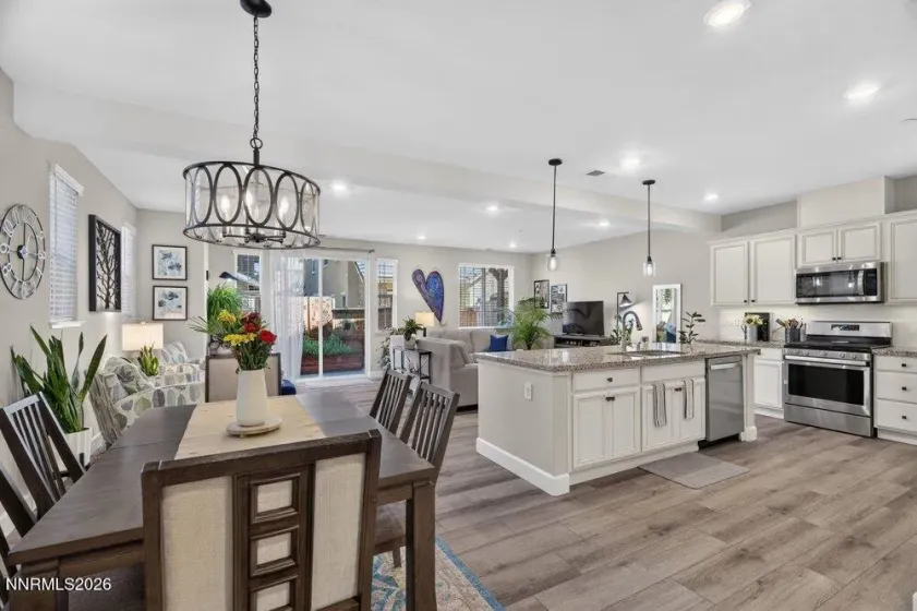 1915 Sea Horse, Reno, Nevada 89521, 3 Bedrooms Bedrooms, ,3 BathroomsBathrooms,Residential,Residential,Sea Horse,0,260013135