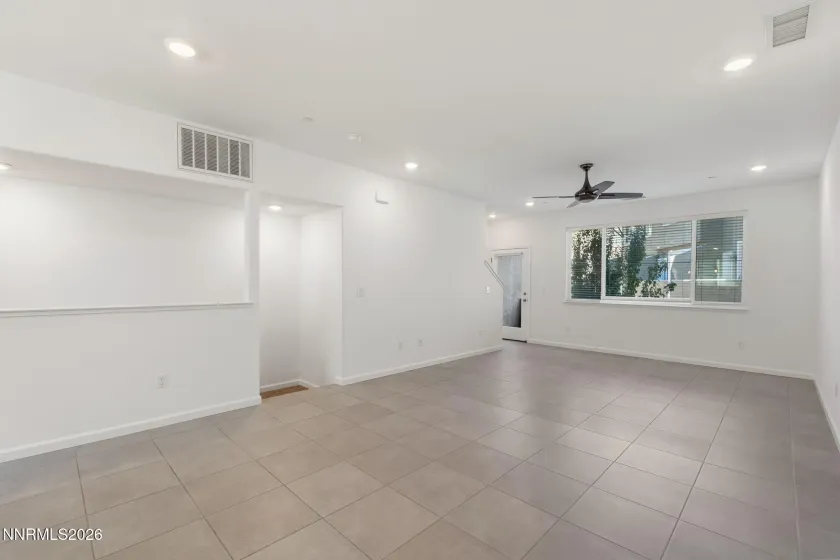 2805 Elsie Irene, Reno, Nevada 89503, 2 Bedrooms Bedrooms, ,3 BathroomsBathrooms,Residential,Residential,Elsie Irene,0,260013137