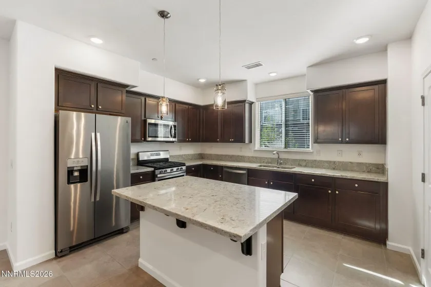 2805 Elsie Irene, Reno, Nevada 89503, 2 Bedrooms Bedrooms, ,3 BathroomsBathrooms,Residential,Residential,Elsie Irene,0,260013137