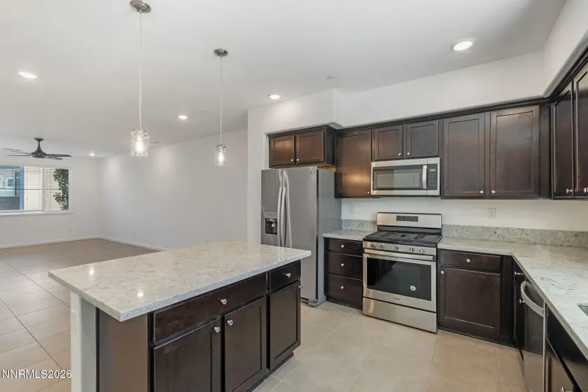 2805 Elsie Irene, Reno, Nevada 89503, 2 Bedrooms Bedrooms, ,3 BathroomsBathrooms,Residential,Residential,Elsie Irene,0,260013137