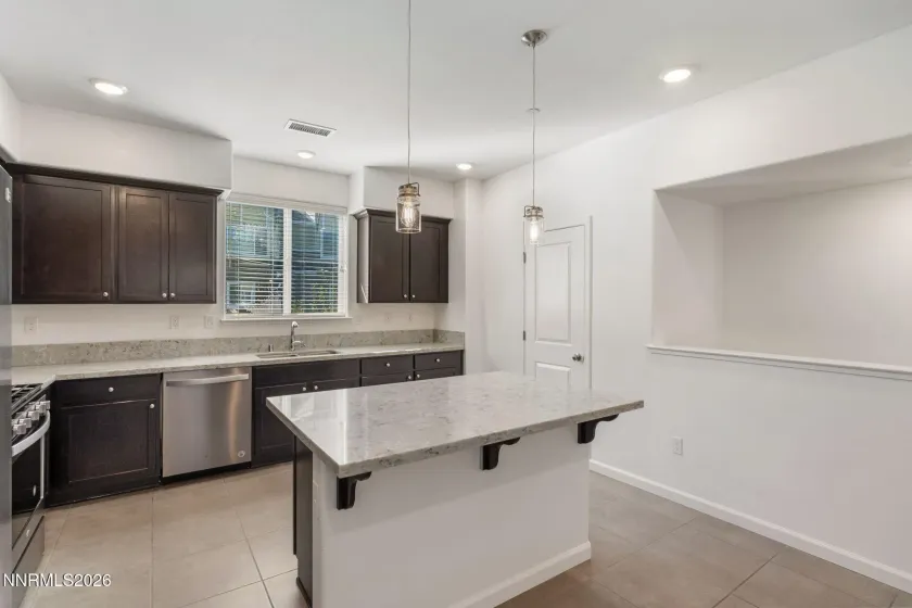 2805 Elsie Irene, Reno, Nevada 89503, 2 Bedrooms Bedrooms, ,3 BathroomsBathrooms,Residential,Residential,Elsie Irene,0,260013137