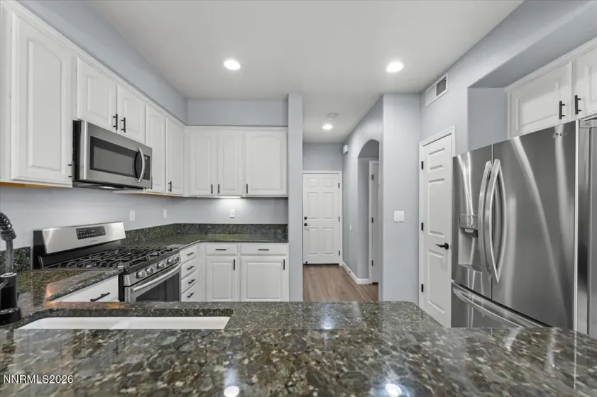 6720 Altesino, Sparks, Nevada 89436, 4 Bedrooms Bedrooms, ,3 BathroomsBathrooms,Residential,Residential,Altesino,0,260013139