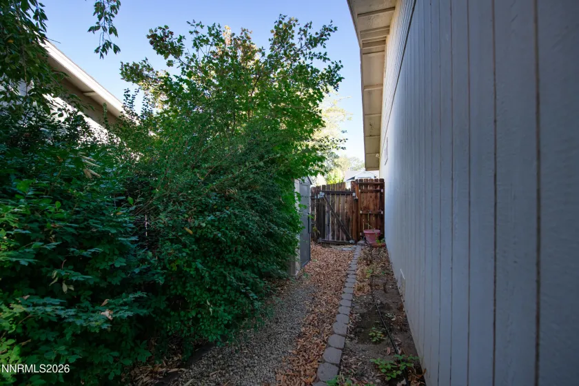 729 Hornet, Gardnerville, Nevada 89460, 3 Bedrooms Bedrooms, ,2 BathroomsBathrooms,Residential,Residential,Hornet,0,260013143