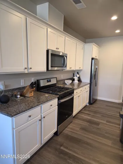 421 Dog Leg, Fernley, Nevada 89408, 3 Bedrooms Bedrooms, ,2 BathroomsBathrooms,Residential,Residential,Dog Leg,0,260013144