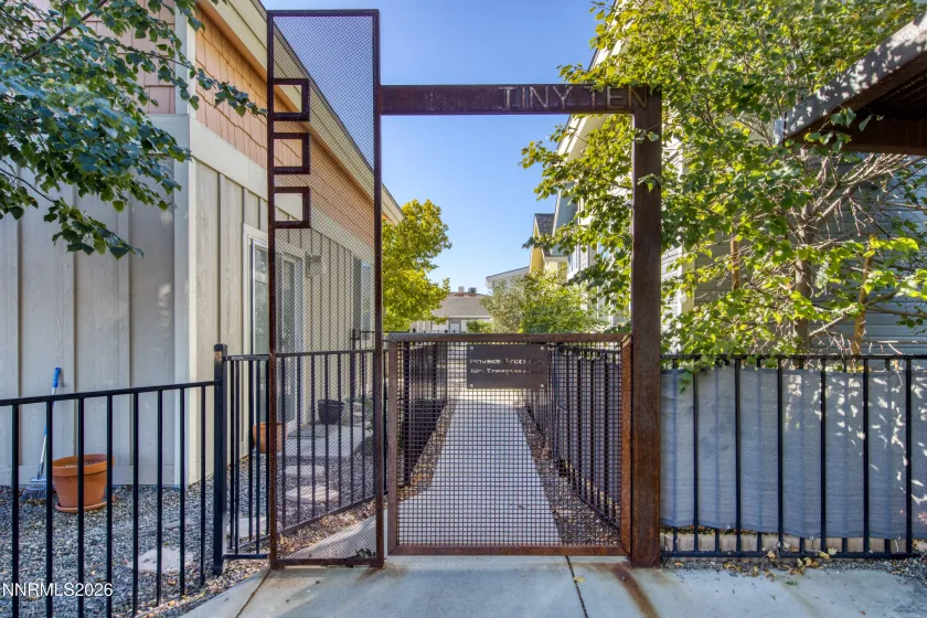 831 Ryland, Reno, Nevada 89502, 2 Bedrooms Bedrooms, ,1 BathroomBathrooms,Residential,Residential,Ryland,0,260013148