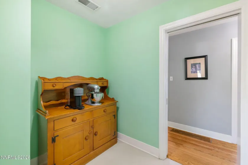 1050 Sharon, Reno, Nevada 89509, 3 Bedrooms Bedrooms, ,2 BathroomsBathrooms,Residential,Residential,Sharon,0,260013151