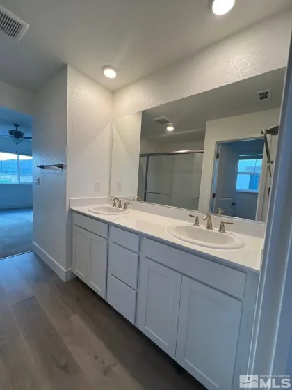 7924 Schist, Sparks, Nevada 89436, 4 Bedrooms Bedrooms, ,3 BathroomsBathrooms,Residential Lease,Manufactured,Schist,0,260013162