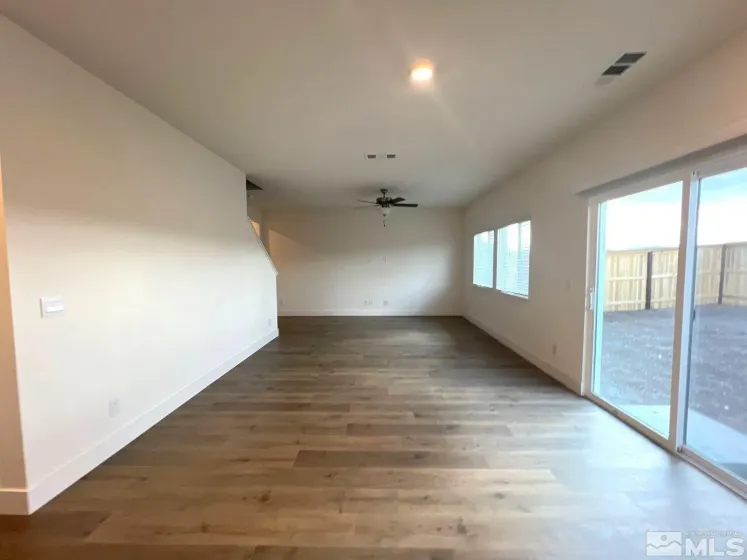 7924 Schist, Sparks, Nevada 89436, 4 Bedrooms Bedrooms, ,3 BathroomsBathrooms,Residential Lease,Manufactured,Schist,0,260013162