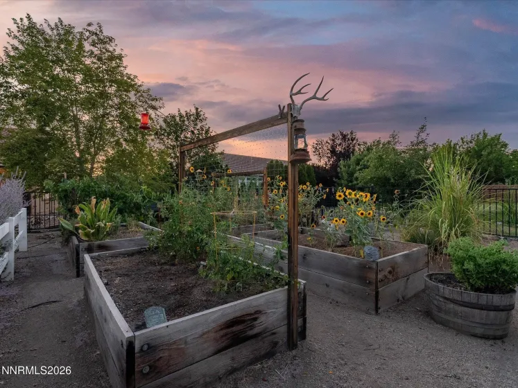 1935 Alphabet, Reno, Nevada 89502, 3 Bedrooms Bedrooms, ,2 BathroomsBathrooms,Residential,Residential,Alphabet,0,260013163