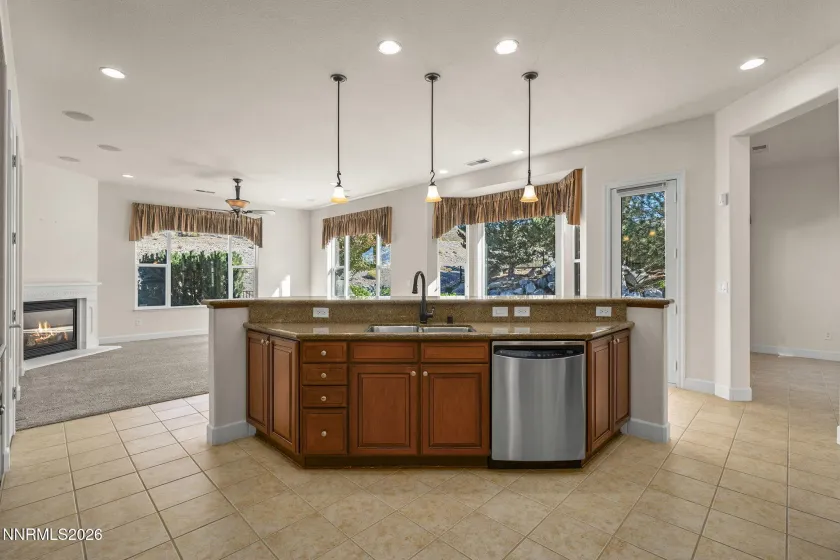 4714 Cobra, Sparks, Nevada 89436, 4 Bedrooms Bedrooms, ,3 BathroomsBathrooms,Residential,Residential,Cobra,0,260013164