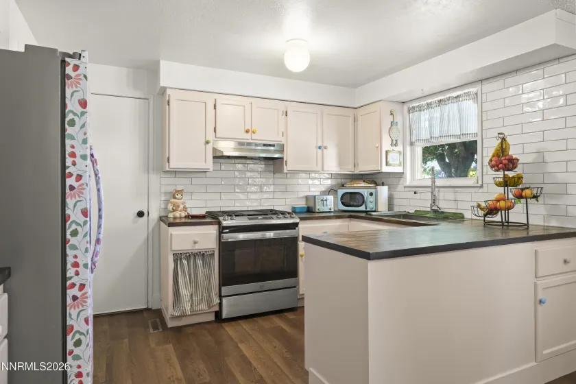 370 Aspen, Fernley, Nevada 89408, 3 Bedrooms Bedrooms, ,2 BathroomsBathrooms,Residential,Residential,Aspen,0,260013165