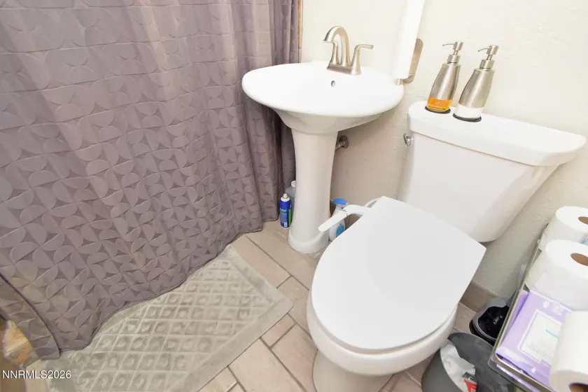 1704 Probasco, Sparks, Nevada 89431, 3 Bedrooms Bedrooms, ,2 BathroomsBathrooms,Residential,Residential,Probasco,0,260013168