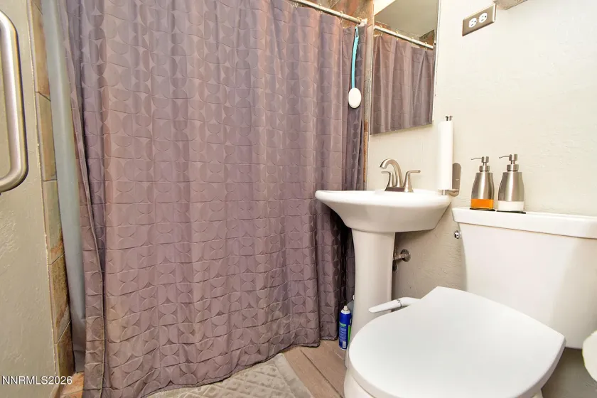 1704 Probasco, Sparks, Nevada 89431, 3 Bedrooms Bedrooms, ,2 BathroomsBathrooms,Residential,Residential,Probasco,0,260013168